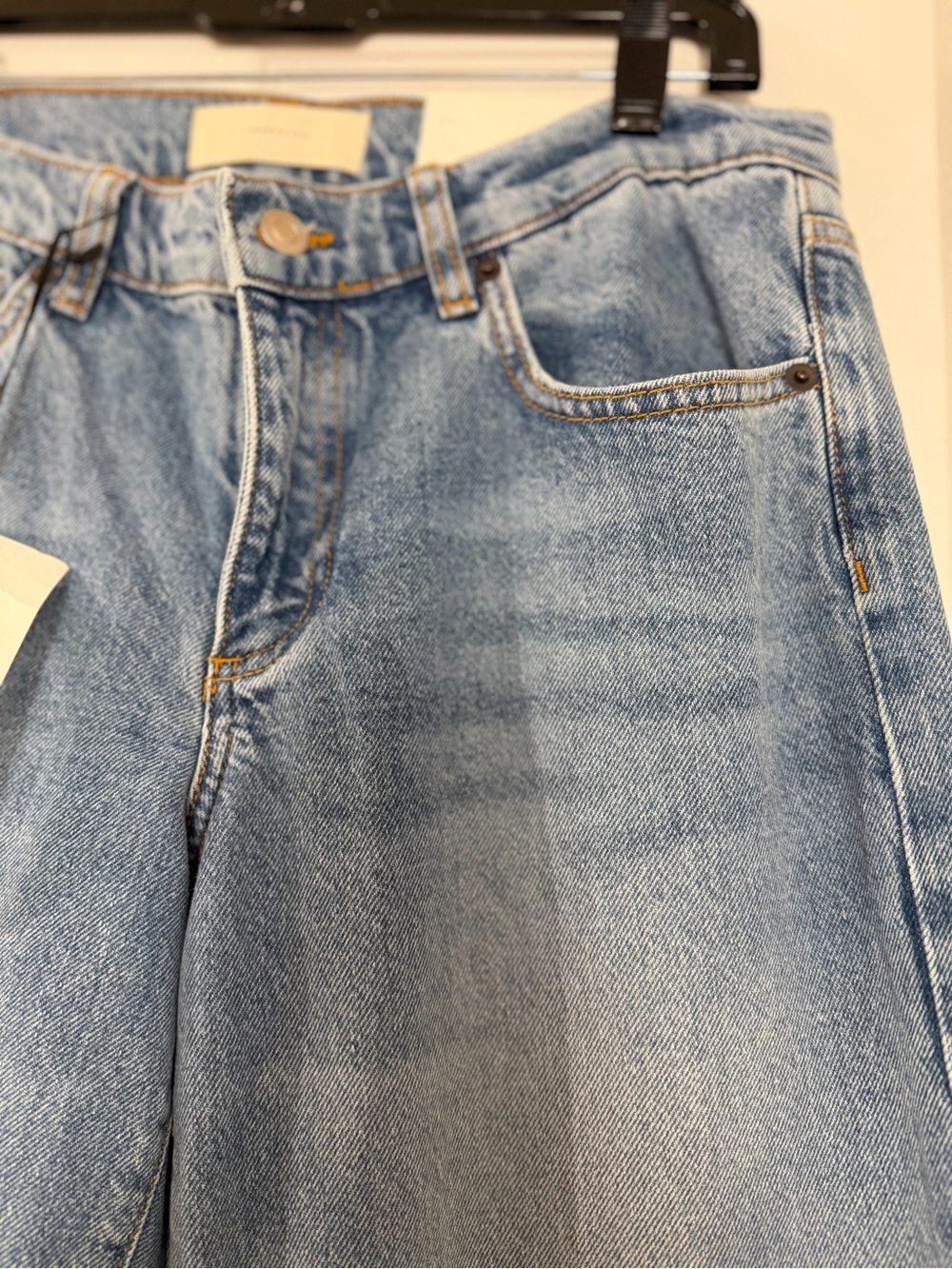 High-Rise Wide Leg Jeans in Light Blue Wash its new style kyoto - Picture 5 of 9